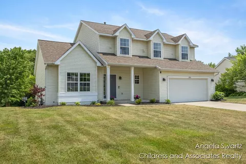 10782 Wood Rdg, Zeeland, MI 49464