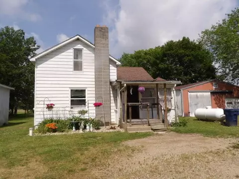 9042 M 37, Dowling, MI 49050