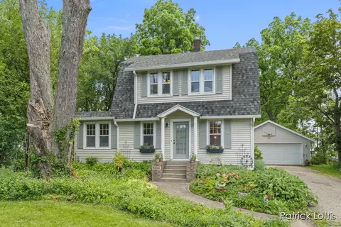140 Lakeside, Grand Rapids, MI 49503