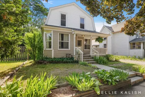 324 Gunnison, Grand Rapids, MI 49504