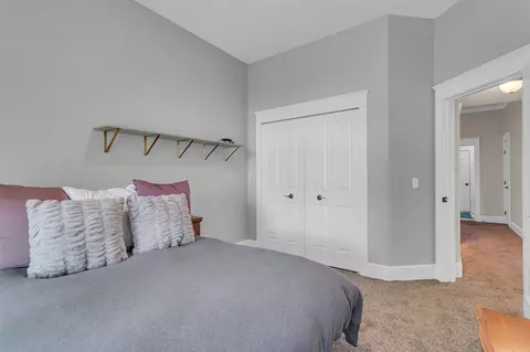 Bedroom - 816 E Barrington, Jackson, MI 49203 photo 2 of 5