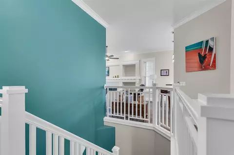 Entry Way - 816 E Barrington, Jackson, MI 49203 photo 4 of 8