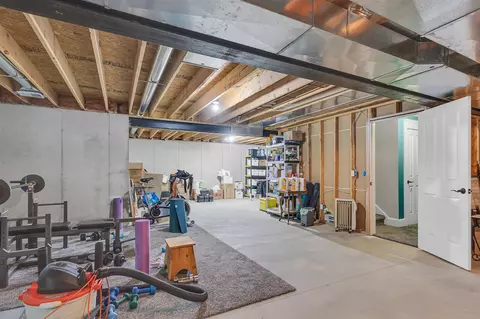 Other - 816 E Barrington, Jackson, MI 49203 photo 6 of 9