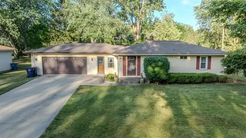 109 Grandview, Holland, MI 49423
