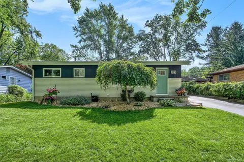 319 Gralake, Ann Arbor, MI 48103