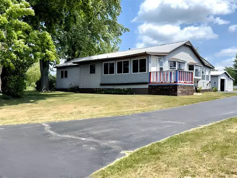 801 S 1st, Buckley, MI 49620
