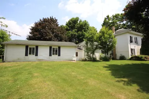 Exterior - 14585 E V, Fulton, MI 49052 photo 4 of 11