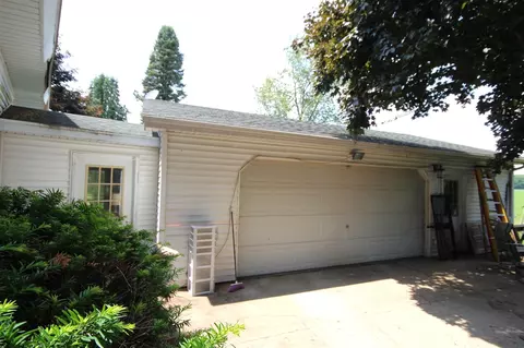 Exterior - 14585 E V, Fulton, MI 49052 photo 6 of 11