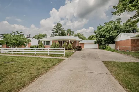 1361 Holmes, Ypsilanti, MI 48198