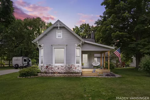 282 Mill, Saranac, MI 48881