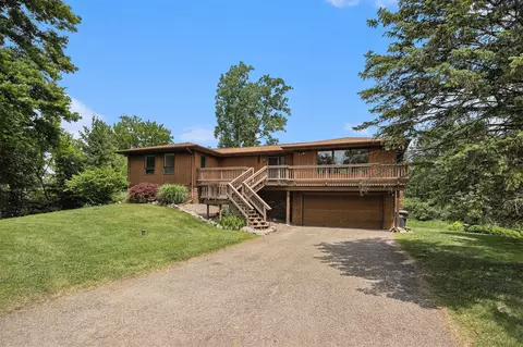 1005 Dogwood, Portage, MI 49024