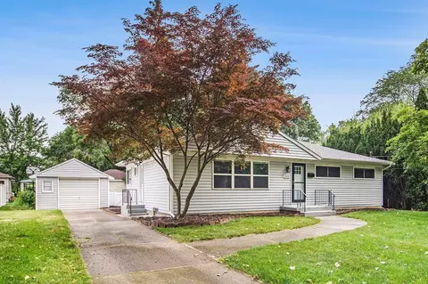 1915 Orville, Grand Rapids, MI 49506