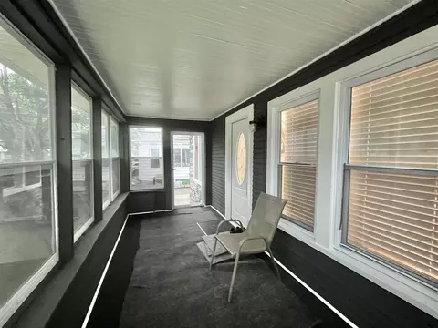 Exterior - 336 E Prospect, Jackson, MI 49203 photo 3 of 6