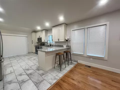 Kitchen - 336 E Prospect, Jackson, MI 49203 photo 1 of 5