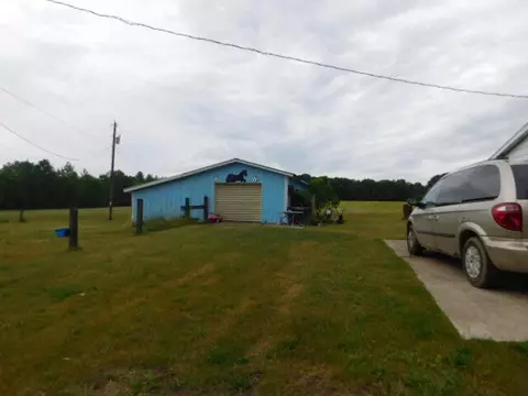 Exterior - 3509 E Taylor, Hart, MI 49420 photo 7 of 8