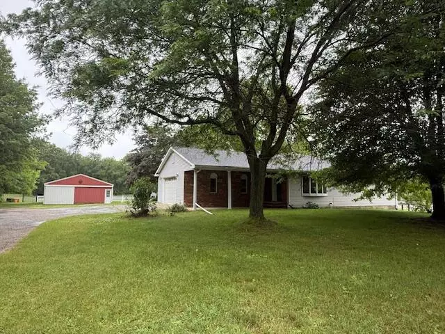 Exterior - 6990 Kennedy, Munith, MI 49259 photo 1 of 9