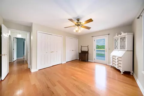 Bedroom - 6990 Kennedy, Munith, MI 49259 photo 3 of 5