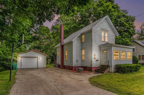 319 N Grant, Three Rivers, MI 49093