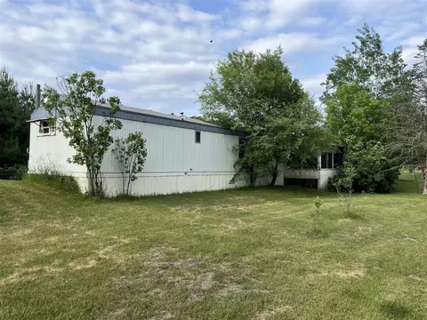 Exterior - 6121 N N Pne, White Cloud, MI 49349 photo 2 of 5