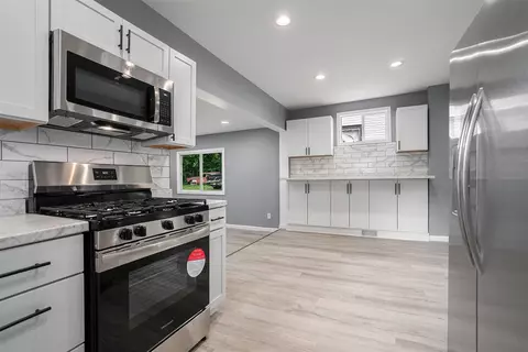 Kitchen - 707 E State, Cassopolis, MI 49031 photo 1 of 1