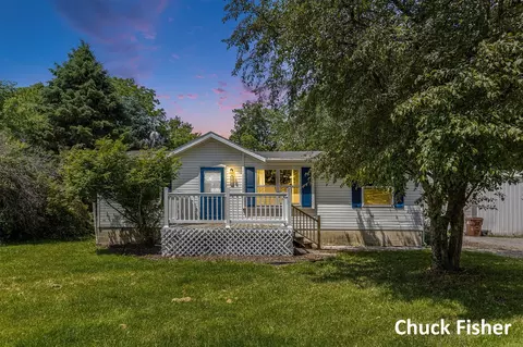 7922 Lake Crk, Saranac, MI 48881