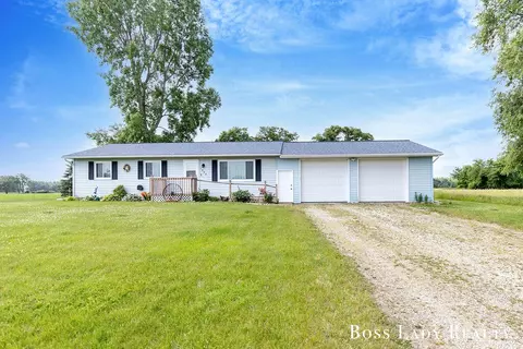 1355 W Bippley, Lake Odessa, MI 48849