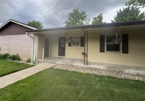 7337 Pine Grv, Jenison, MI 49428