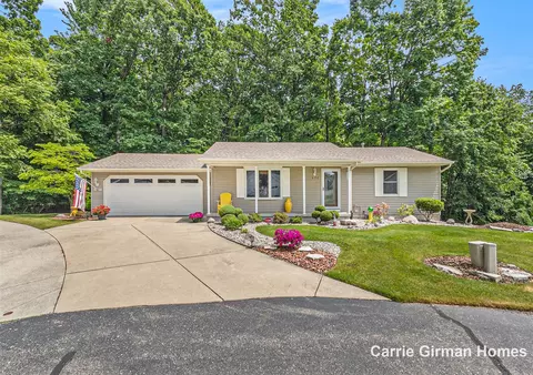272 Chasseral, Comstock Park, MI 49321