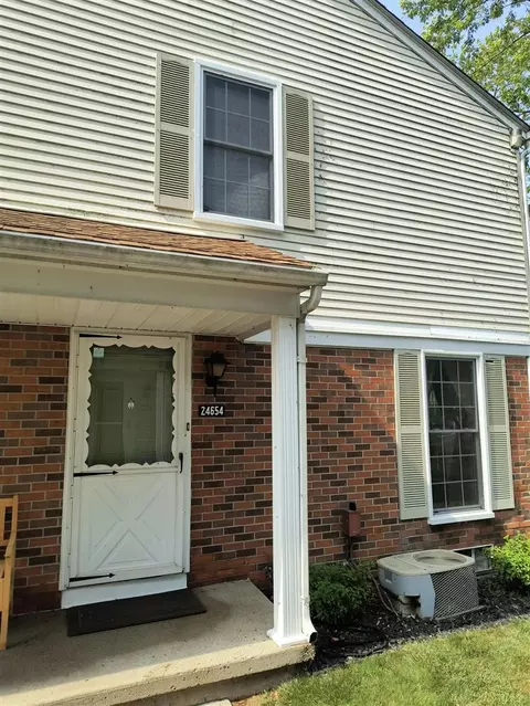 24654 Spring, Harrison Township, MI 48045