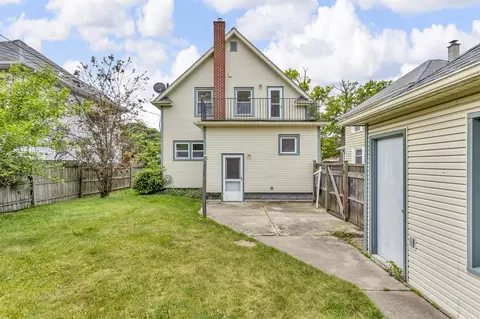 Exterior - 1218 Forest Ave, Jackson, MI 49201 photo 5 of 5