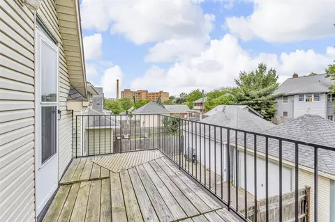 Exterior - 1218 Forest Ave, Jackson, MI 49201 photo 3 of 5