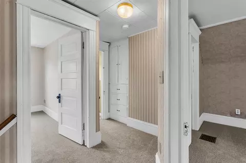 Entry Way - 1218 Forest Ave, Jackson, MI 49201 photo 2 of 2