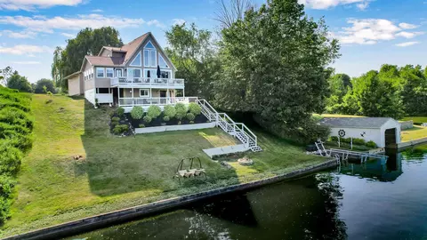 10823 Lakeside, Perrinton, MI 48871