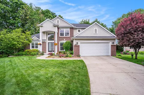 3693 Maple Hurst, Grand Rapids, MI 49512