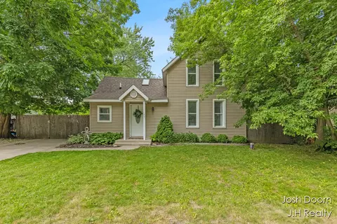 45 1st, Kent City, MI 49330