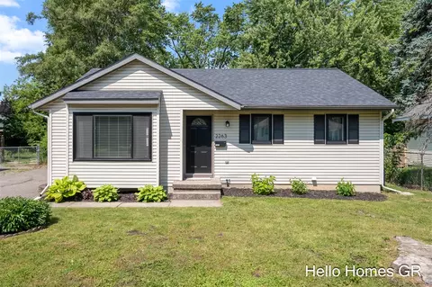2263 Wyoming, Wyoming, MI 49519