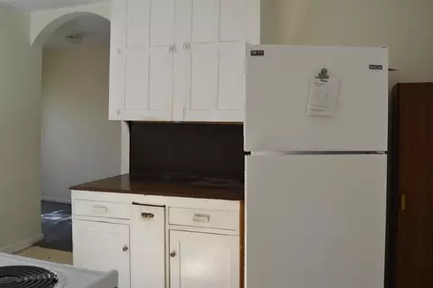 Kitchen - 285 E Chicago, Britton, MI 49229 photo 2 of 4