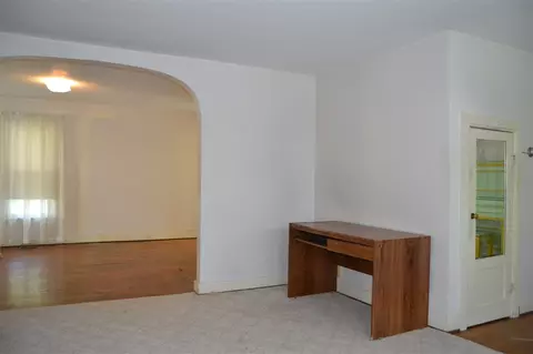 Living - 285 E Chicago, Britton, MI 49229 photo 3 of 8