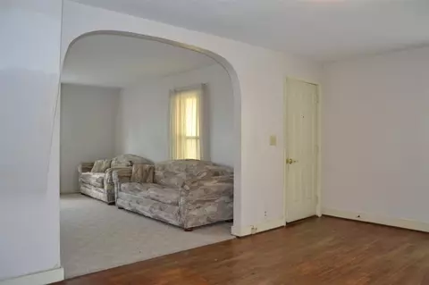 Living - 285 E Chicago, Britton, MI 49229 photo 7 of 8