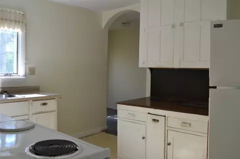 Kitchen - 285 E Chicago, Britton, MI 49229 photo 1 of 4