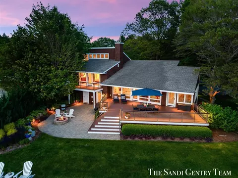 4347 Lakes Edge, Holland, MI 49424