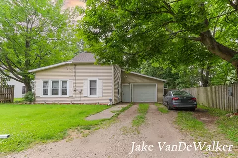 195 New, Galesburg, MI 49053