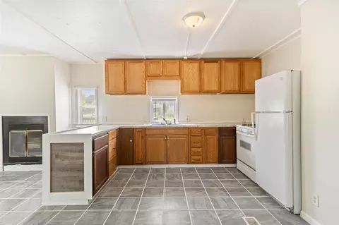 Kitchen - 4007 Briggs, Jackson, MI 49201 photo 1 of 1