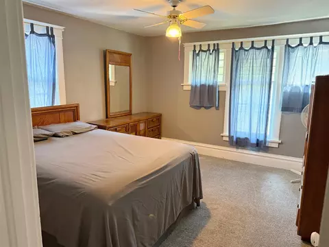 Bedroom - 423 E Pr, Vicksburg, MI 49097 photo 2 of 8