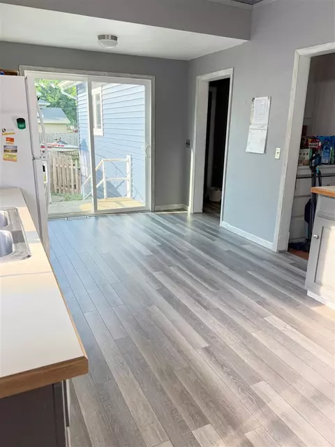 Kitchen - 423 E Pr, Vicksburg, MI 49097 photo 3 of 3