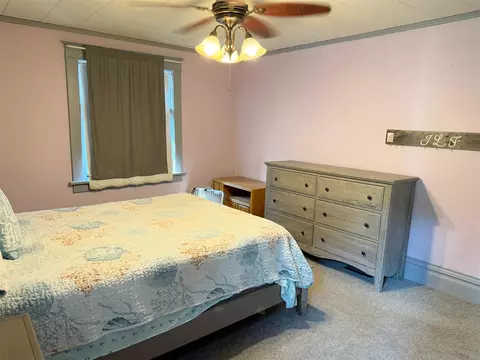 Bedroom - 423 E Pr, Vicksburg, MI 49097 photo 7 of 8