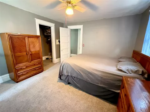 Bedroom - 423 E Pr, Vicksburg, MI 49097 photo 3 of 8