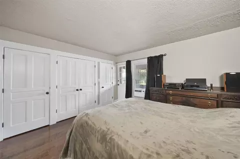 Bedroom - 1302 Lansing, Jackson, MI 49202 photo 1 of 3