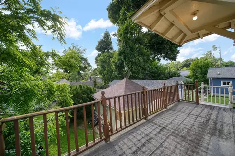 Exterior - 1302 Lansing, Jackson, MI 49202 photo 5 of 13