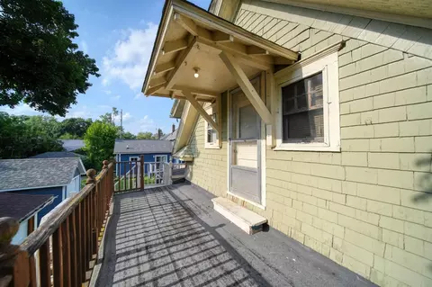 Exterior - 1302 Lansing, Jackson, MI 49202 photo 3 of 13